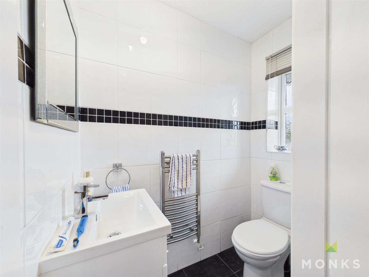 2 St. Annes Drive, Oswestry, SY10 9LU For Sale